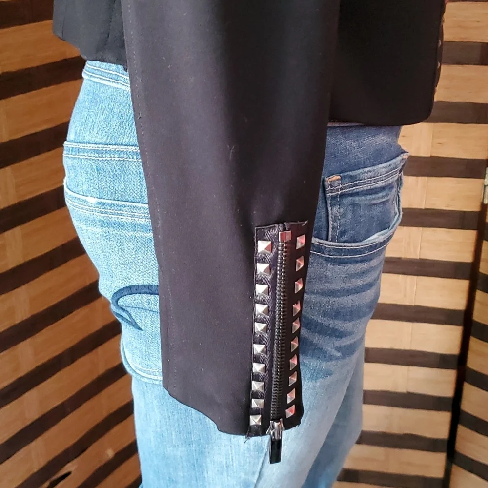 Cache Zip stud jacket - Picture 8 of 12